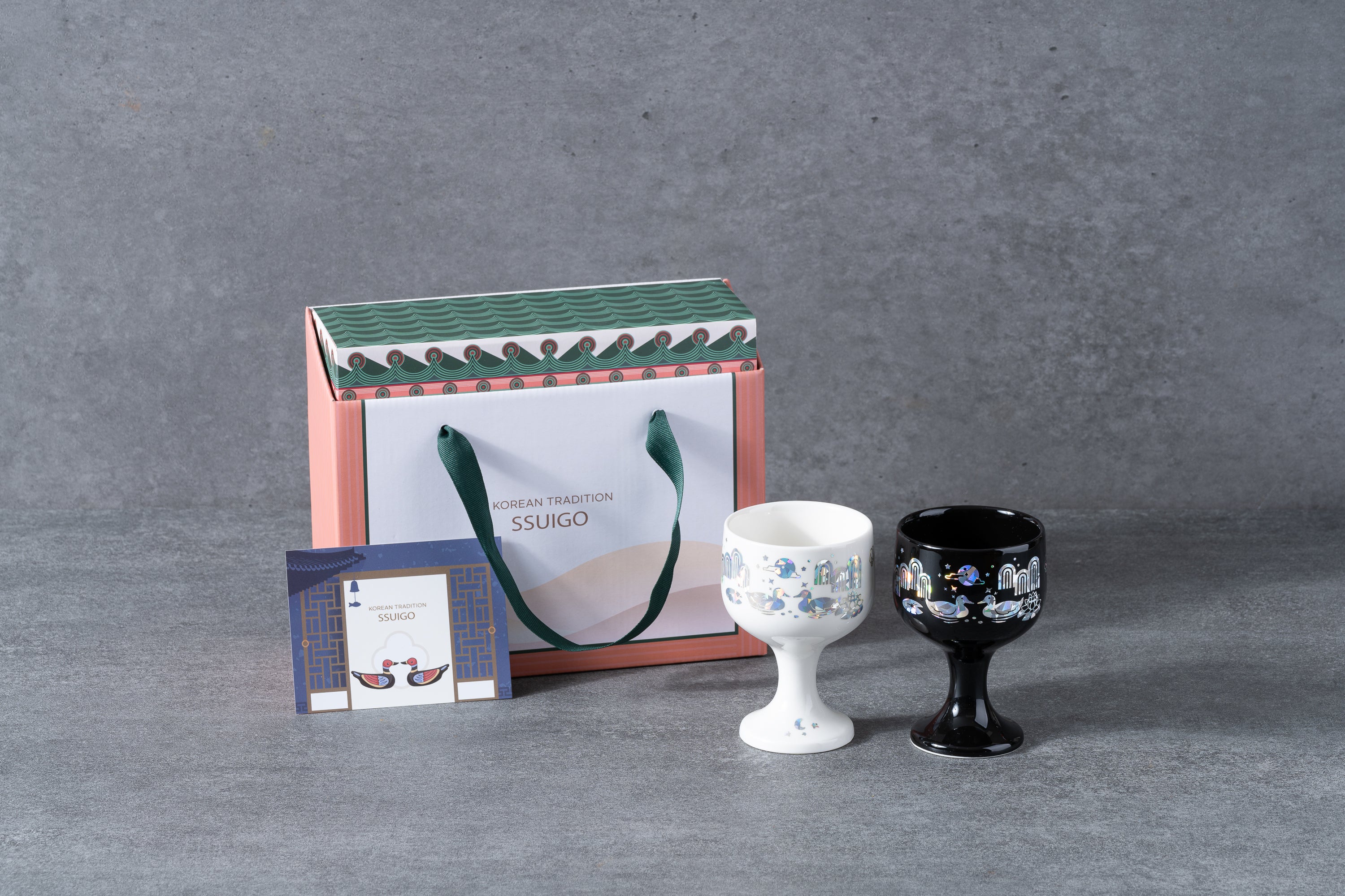 SSUIGO — Couple Wine Glasses with Mother-of-Pearl Inlay